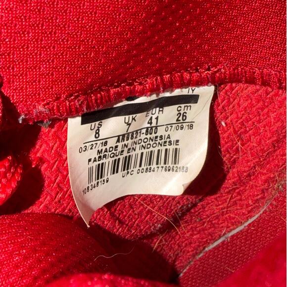 Supreme x Nike SB Gato Red World Famous 2018 AR9821-600 main image 7